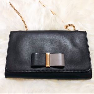 Chloe - wallet on chain (comes with a dust bag!)